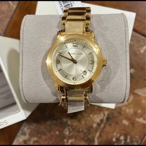 NWT Michael Kors Janey Watch for Women